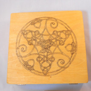 BlackSunArts Tri-Spiral Knot Cigar Box